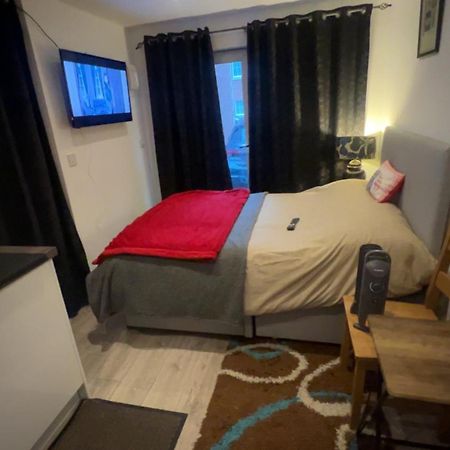 Cozy Small Studio Peterborough Exterior foto